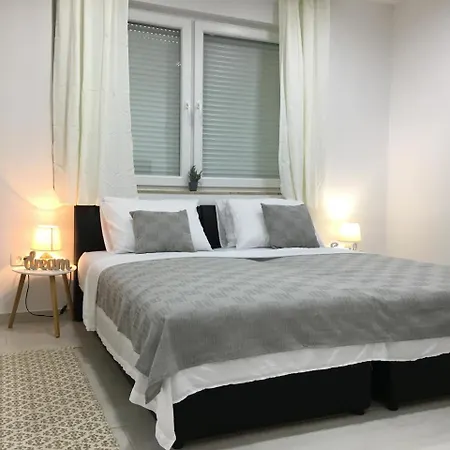 Apartments Valentina - Free Parking Mostar Kültér fotó
